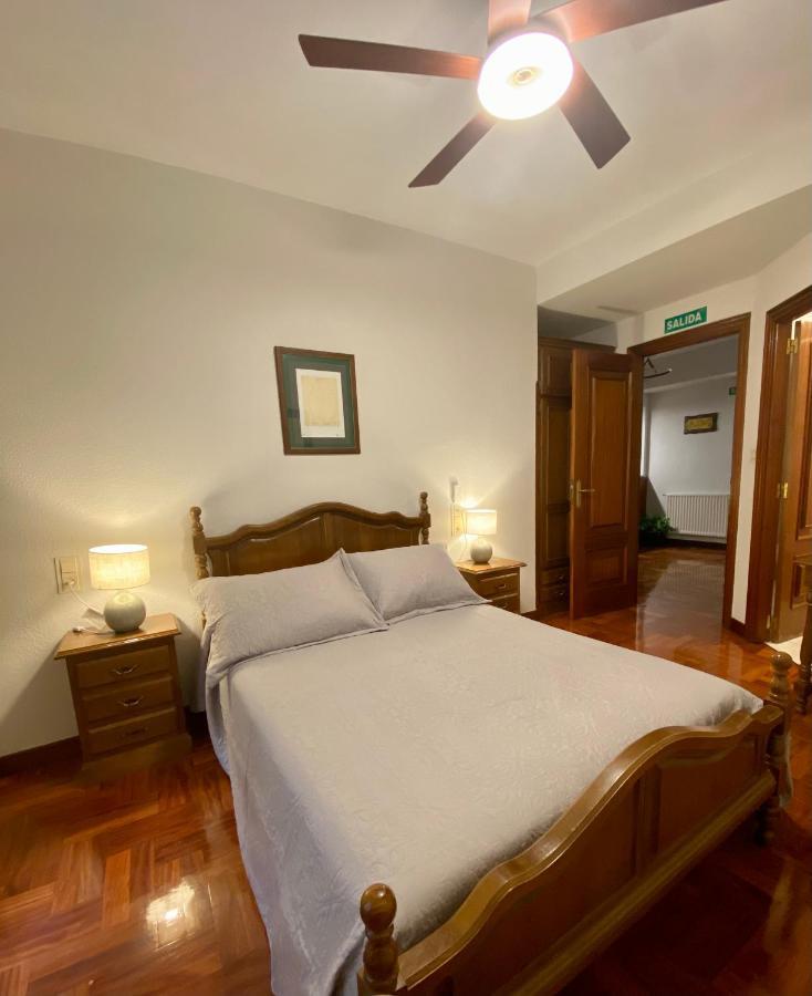 Hostal Cristina Estella Zewnętrze zdjęcie