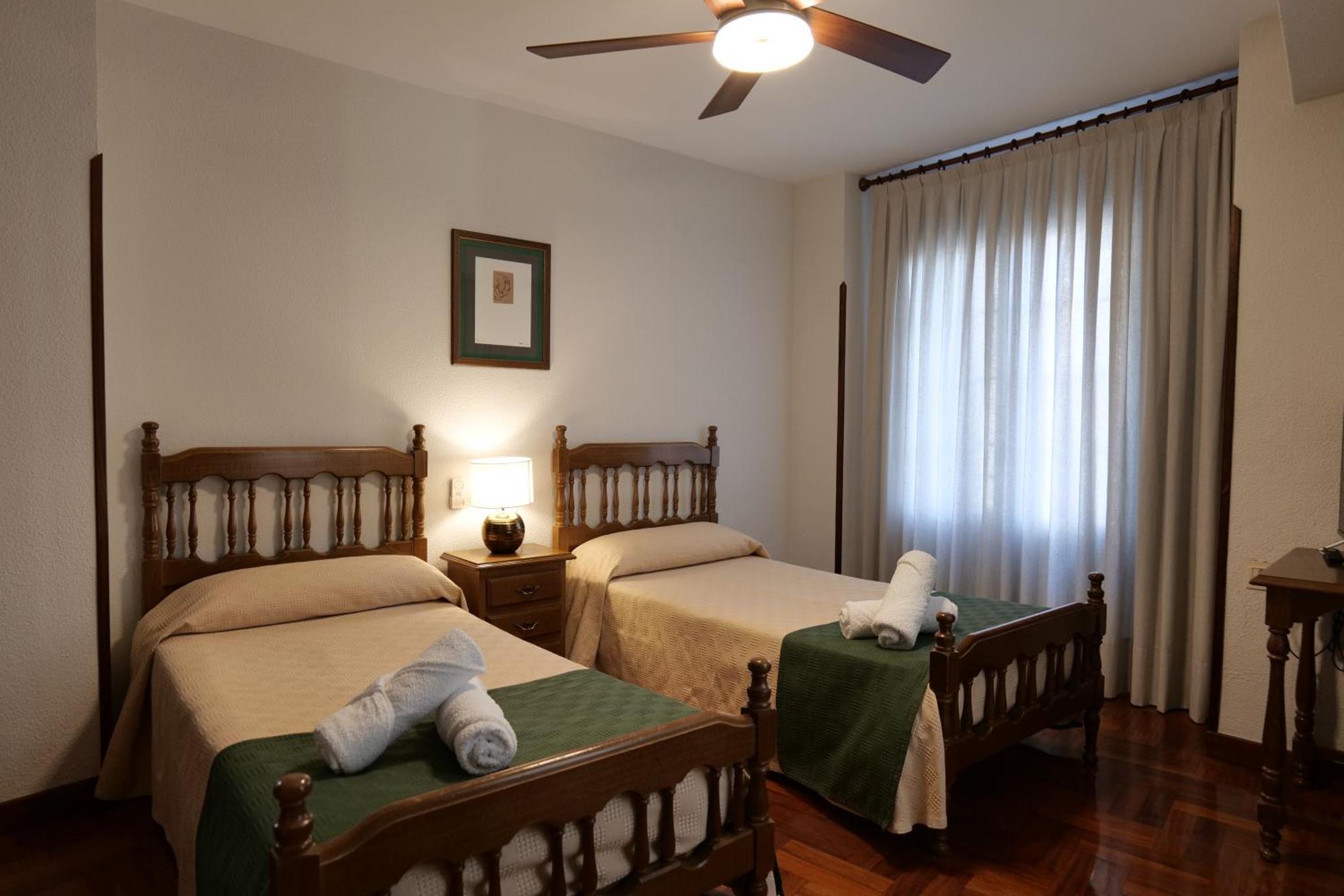 Hostal Cristina Estella Zewnętrze zdjęcie